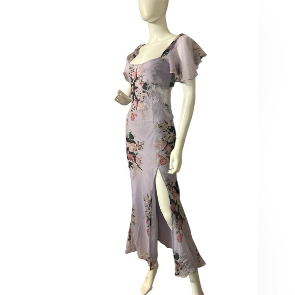 ASOS DESIGN Tall flutter.sleeve maxi dress with lace insert in blue burnout - Picture 8 of 12